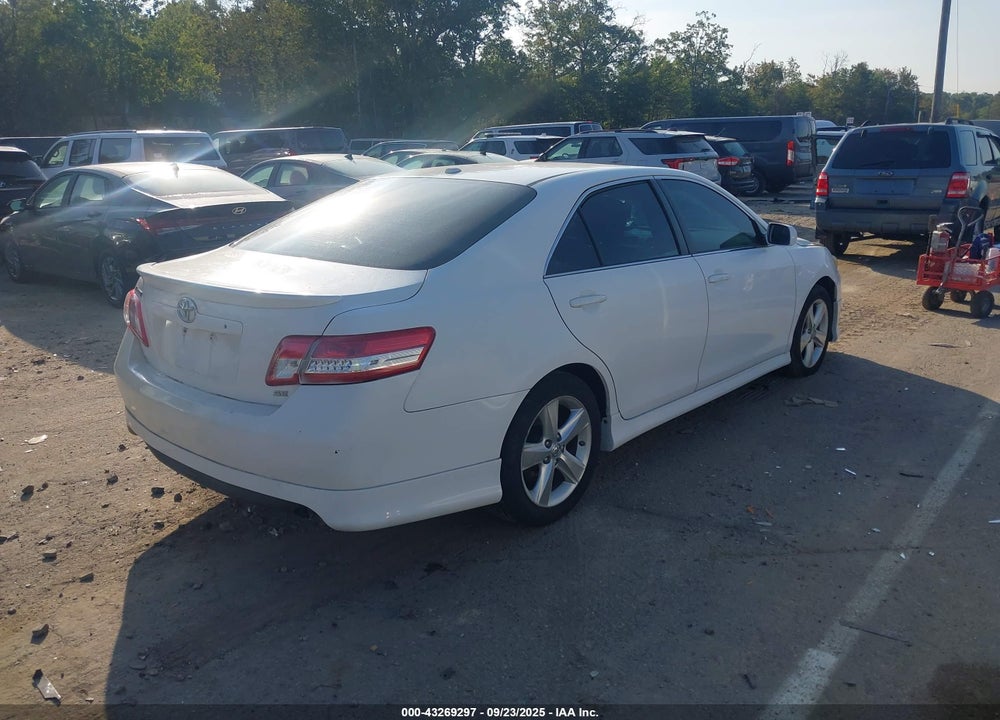 2011 TOYOTA CAMRY SE VIN: 4T1BF3EK8BU626969