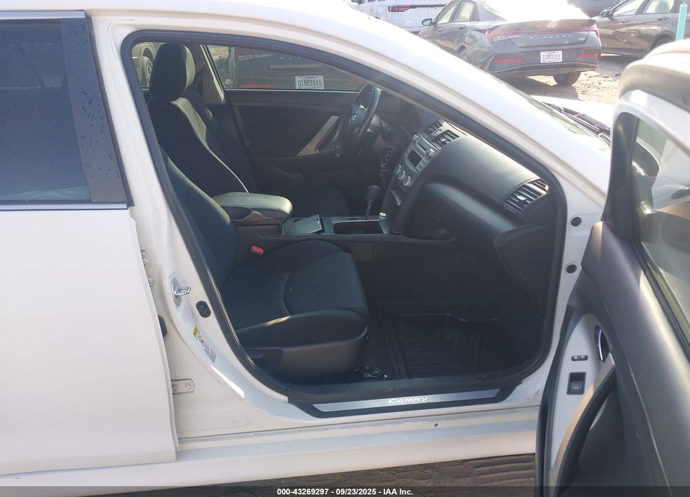 2011 TOYOTA CAMRY SE VIN: 4T1BF3EK8BU626969