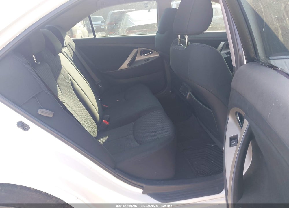 2011 TOYOTA CAMRY SE VIN: 4T1BF3EK8BU626969