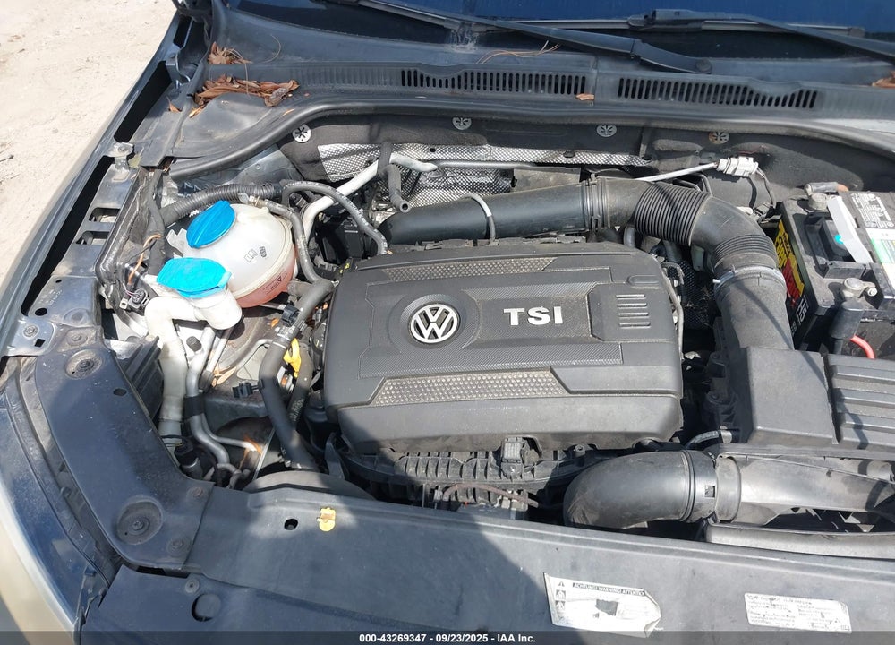 2016 VOLKSWAGEN JETTA VIN: 3VW4T7AJ7GM375204