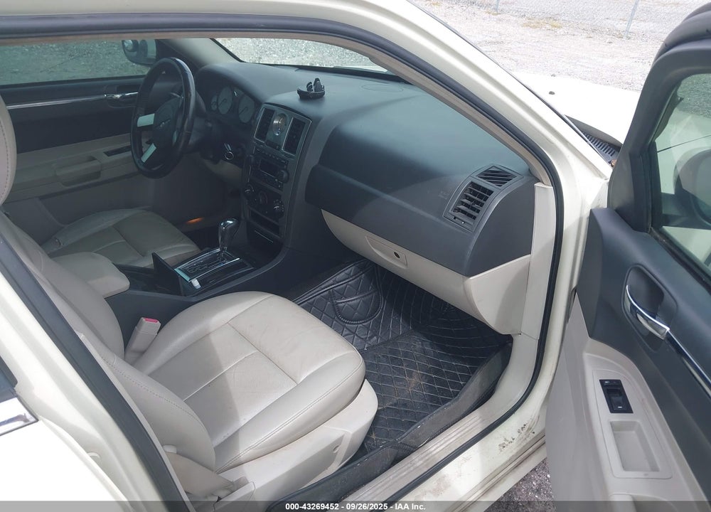 2006 CHRYSLER 300 TOURING VIN: 2C3KA53GX6H510456