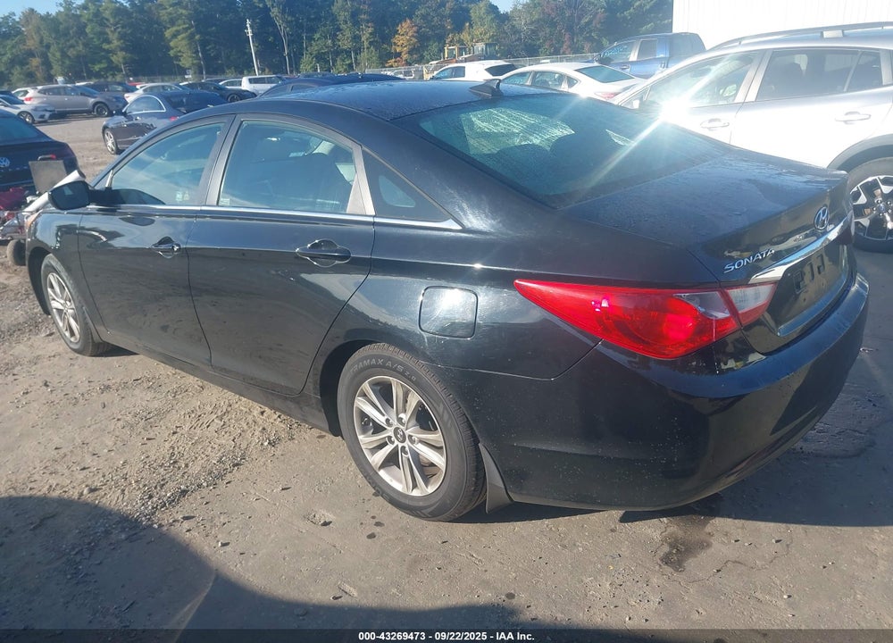 2013 HYUNDAI SONATA GLS VIN: 5NPEB4AC3DH609804