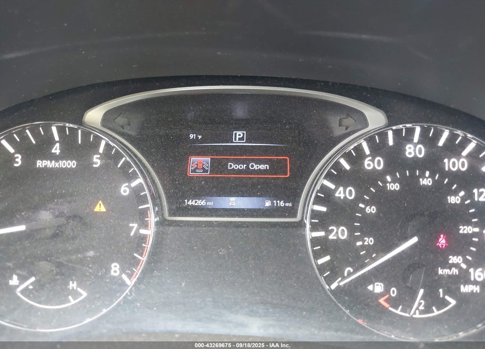 2018 NISSAN PATHFINDER VIN: 5N1DR2MNXJC649227