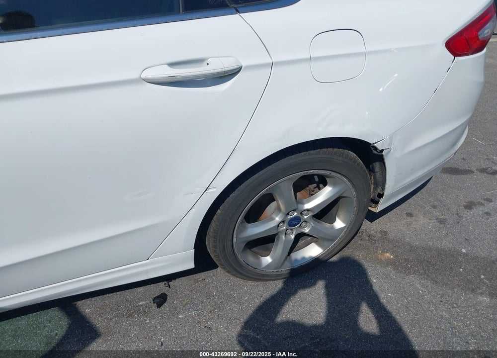 2015 FORD FUSION VIN: 3FA6P0H94FR309798