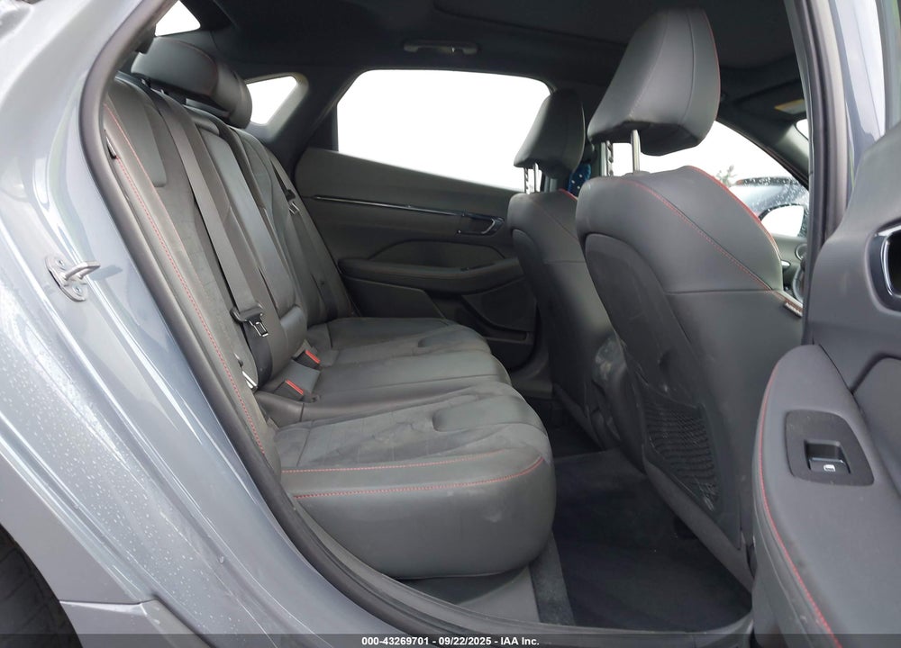 2024 HYUNDAI SONATA VIN: KMHL54JC1RA409917