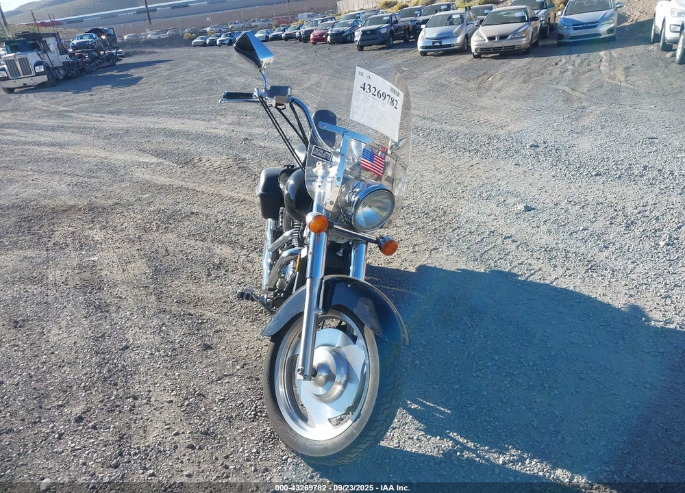2001 HONDA VT1100 C2 VIN: 1HFSC43091A102143