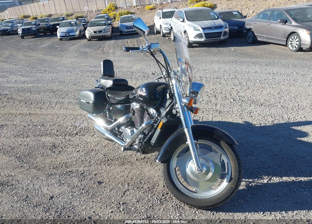 2001 HONDA VT1100 C2 VIN: 1HFSC43091A102143
