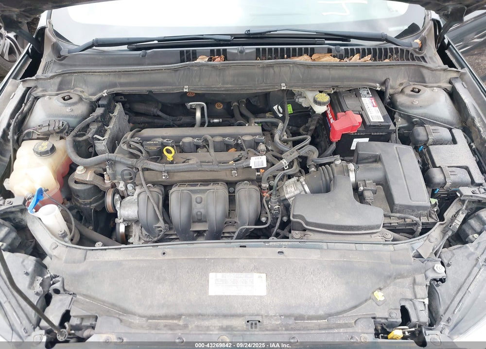 2015 FORD FUSION S VIN: 1FA6P0G79F5122348