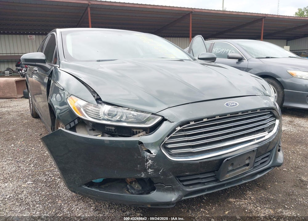 2015 FORD FUSION S VIN: 1FA6P0G79F5122348