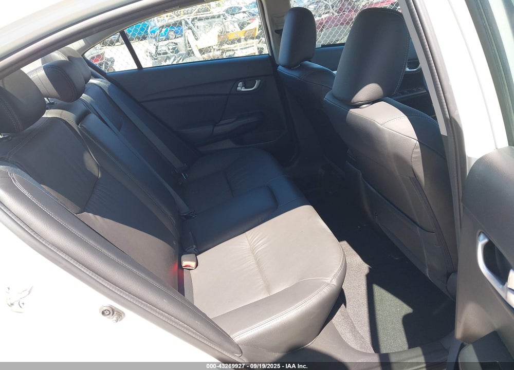 2015 HONDA CIVIC VIN: 19XFB2F95FE243180