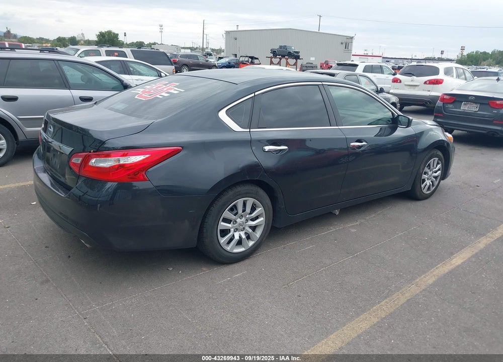 2017 NISSAN ALTIMA VIN: 1N4AL3AP1HC155357