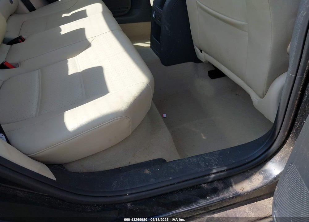 2014 VOLKSWAGEN JETTA VIN: 3VWD17AJ2EM371855