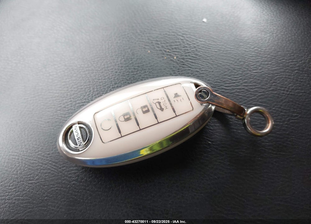 2013 NISSAN PATHFINDER VIN: 5N1AR2MM6DC623030