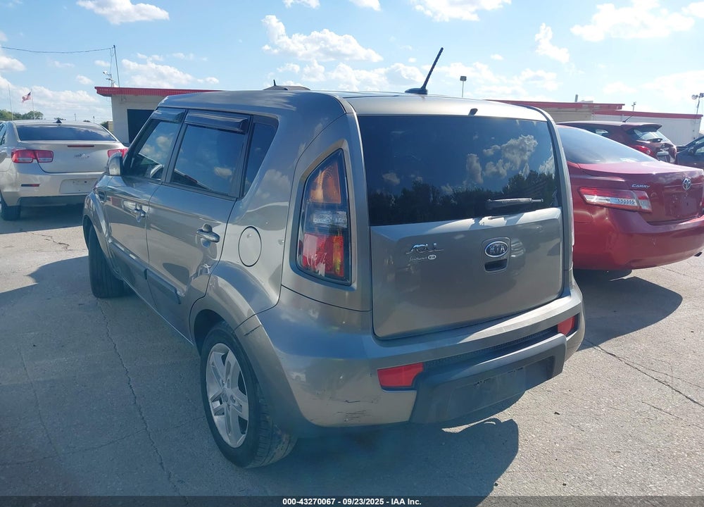 2011 KIA SOUL VIN: KNDJT2A20B7340427