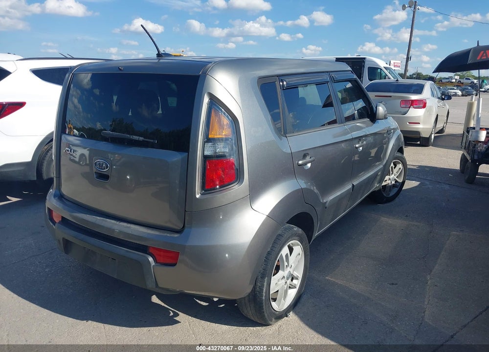 2011 KIA SOUL VIN: KNDJT2A20B7340427