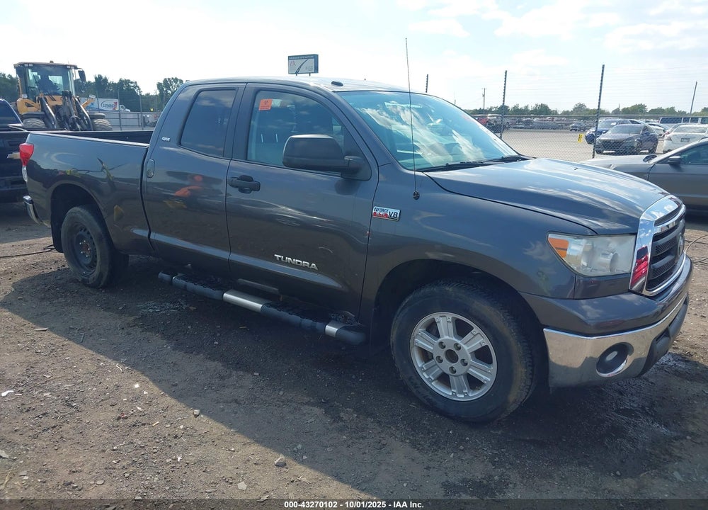 2011 TOYOTA TUNDRA GRADE 5.7L V8 VIN: 5TFRY5F13BX103162