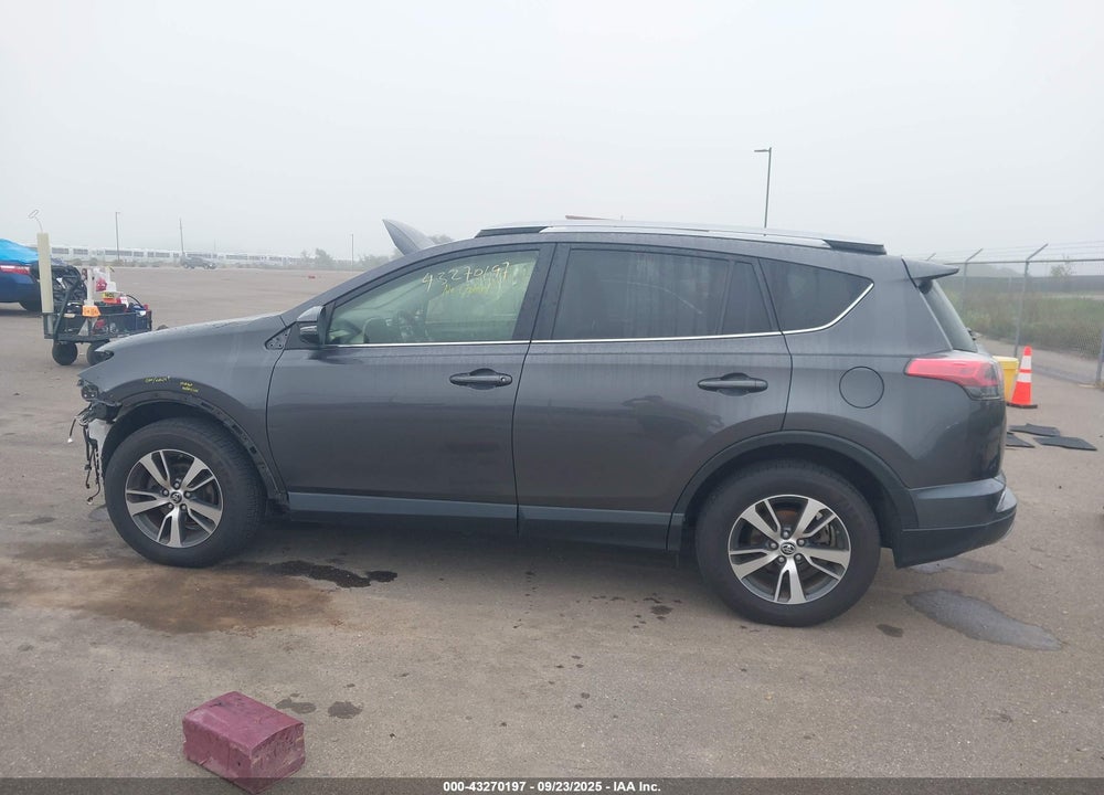 2018 TOYOTA RAV4 VIN: JTMRFREV4JJ208313