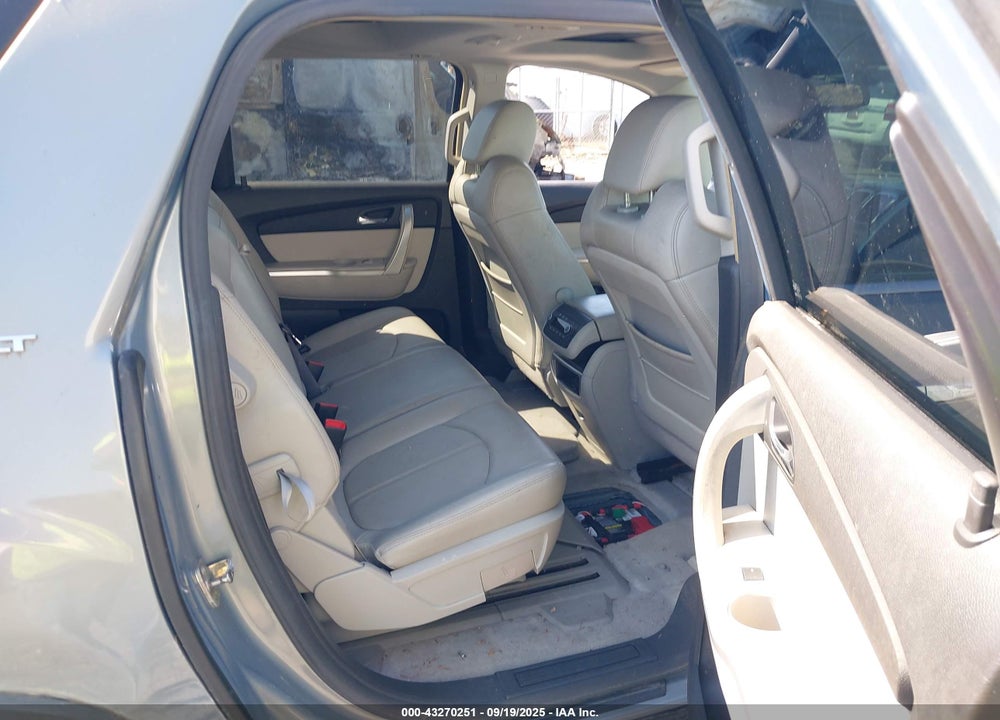 2008 GMC ACADIA SLT-1 VIN: 1GKER23728J199756