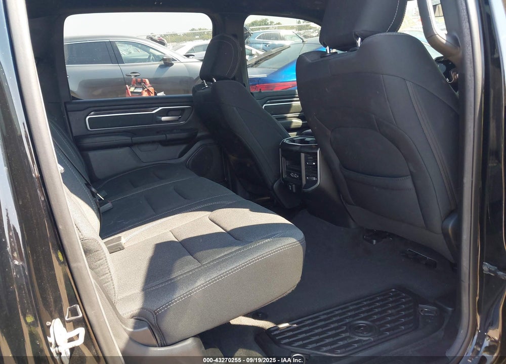 2020 RAM 1500 VIN: 1C6RREFT4LN209008
