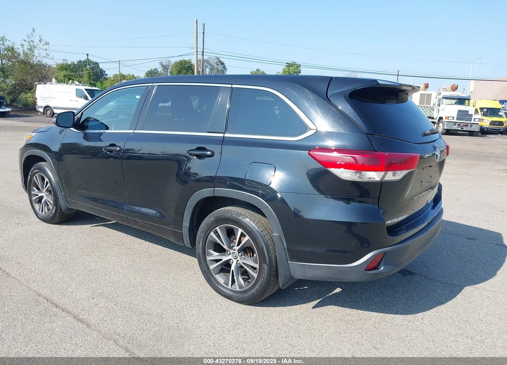 2017 TOYOTA HIGHLANDER VIN: 5TDBZRFH6HS409371