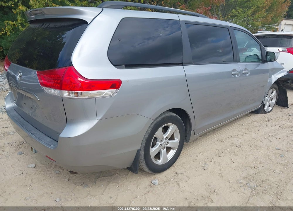 2011 TOYOTA SIENNA LE V6 VIN: 5TDKK3DC9BS172830