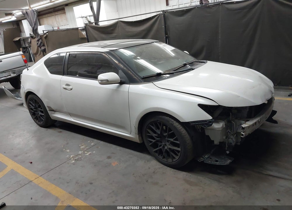 2015 SCION TC VIN: JTKJF5C71F3090459