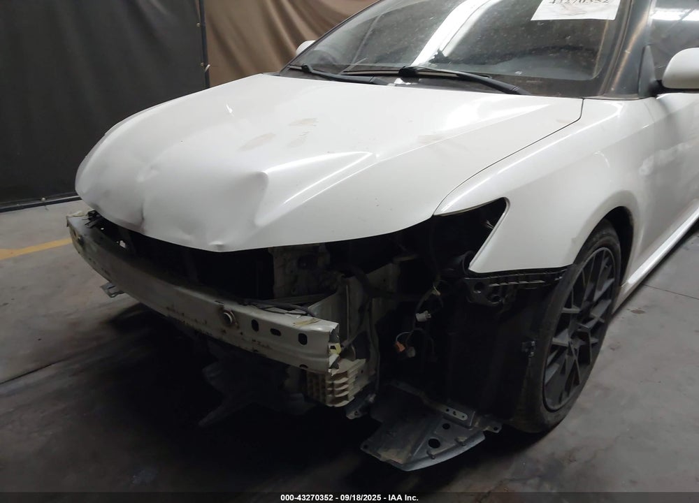 2015 SCION TC VIN: JTKJF5C71F3090459