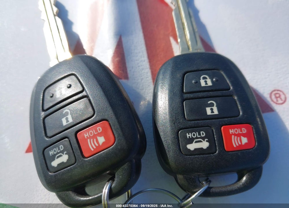 2014 TOYOTA COROLLA VIN: 2T1BURHE5EC049001