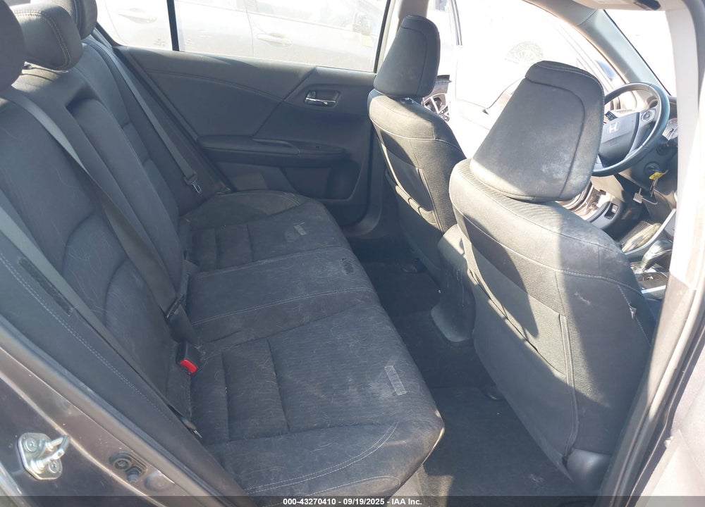 2015 HONDA ACCORD VIN: 1HGCR2F57FA144683