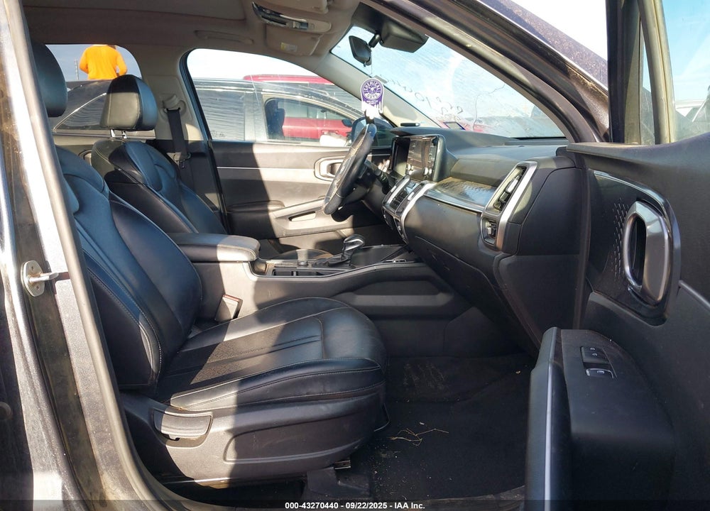 2021 KIA SORENTO VIN: 5XYRLDLC7MG003862