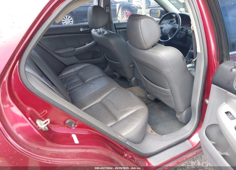 2004 HONDA ACCORD 3.0 EX VIN: 1HGCM66564A060017