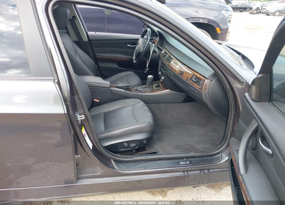 2007 BMW 3 SERIES VIN: WBAVA33597PV66474