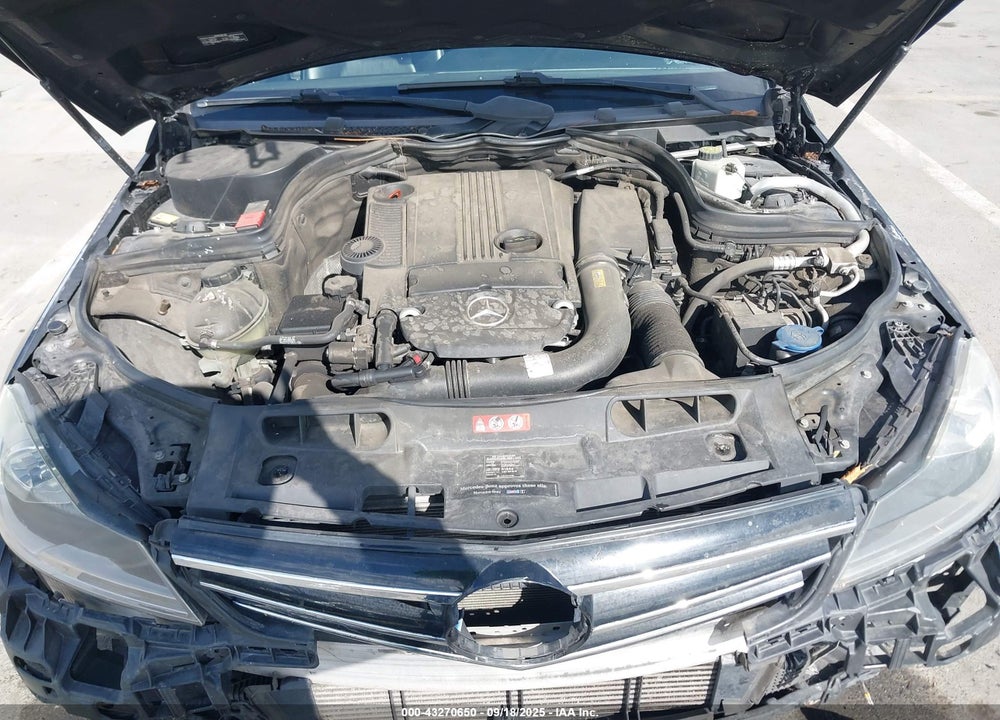 2014 MERCEDES-BENZ C CLASS VIN: WDDGF4HB4ER325155