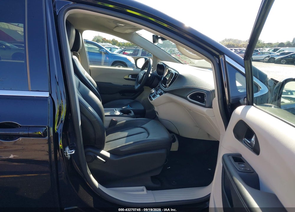 2024 CHRYSLER PACIFICA HYBRID SELECT VIN: 2C4RC1S75RR188421