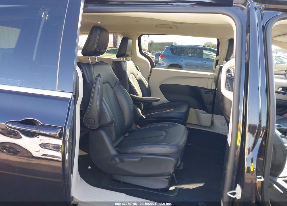 2024 CHRYSLER PACIFICA HYBRID SELECT VIN: 2C4RC1S75RR188421