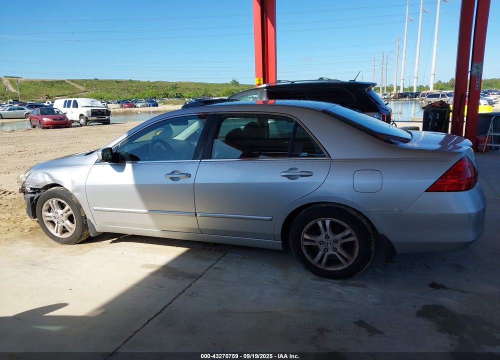2007 HONDA ACCORD 2.4 EX VIN: 1HGCM567X7A031247