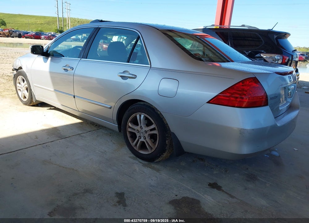 2007 HONDA ACCORD 2.4 EX VIN: 1HGCM567X7A031247