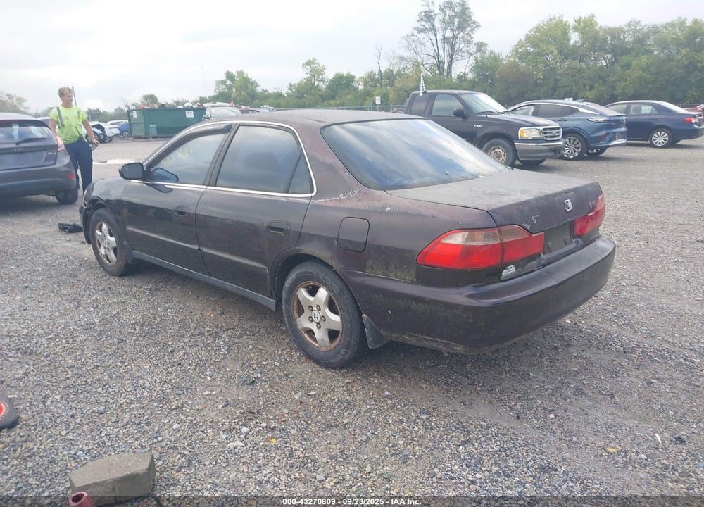 1998 HONDA ACCORD LX V6 VIN: 1HGCG1645WA049952