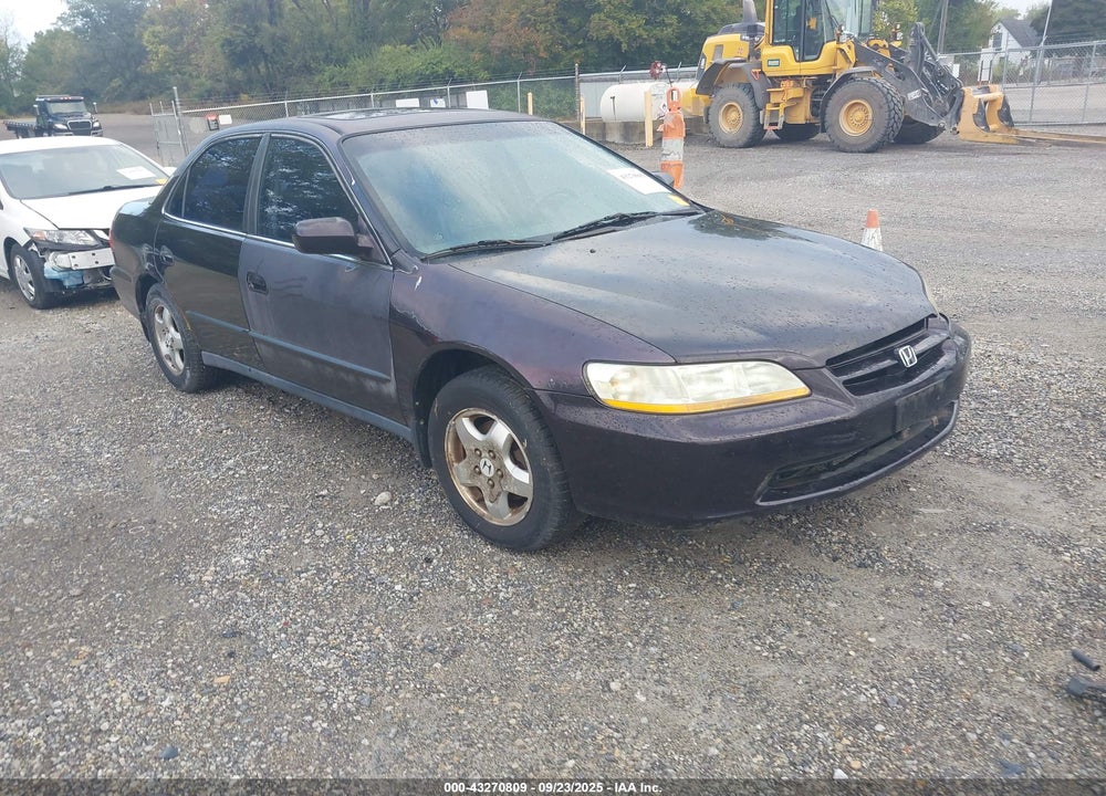 1998 HONDA ACCORD LX V6 VIN: 1HGCG1645WA049952