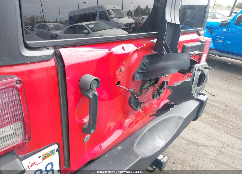 2014 JEEP WRANGLER UNLIMITED SPORT VIN: 1C4HJWDG5EL174677