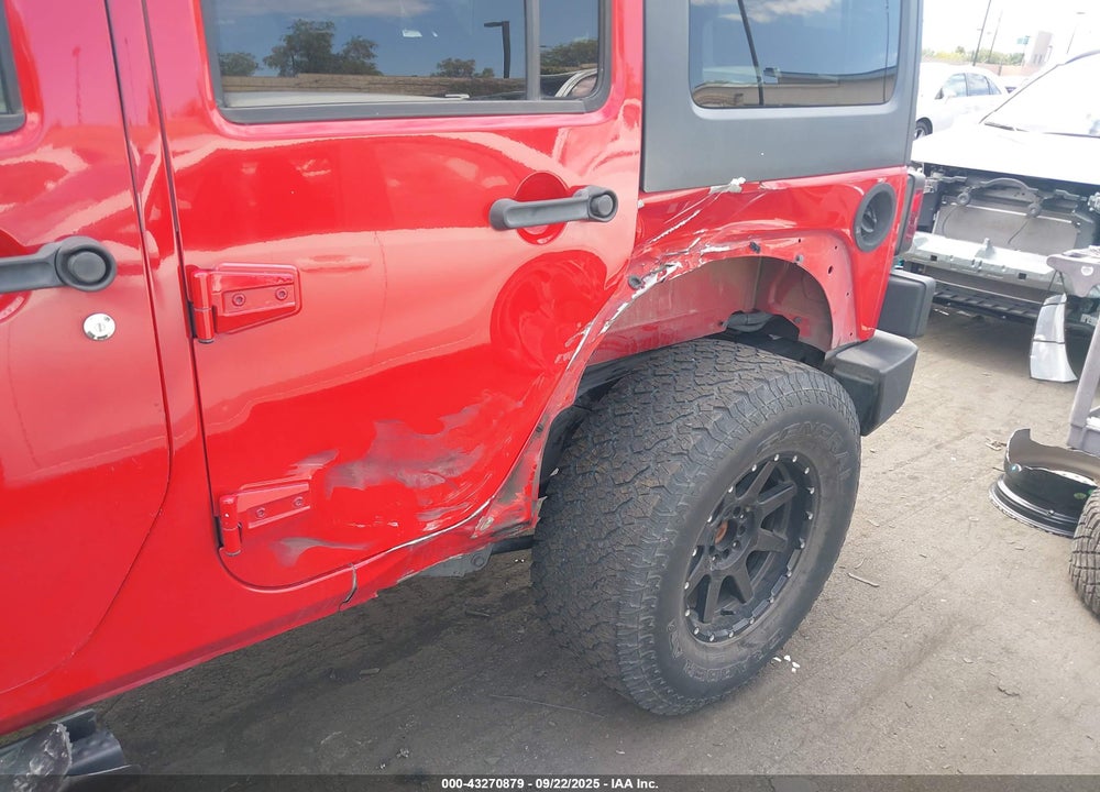 2014 JEEP WRANGLER UNLIMITED SPORT VIN: 1C4HJWDG5EL174677