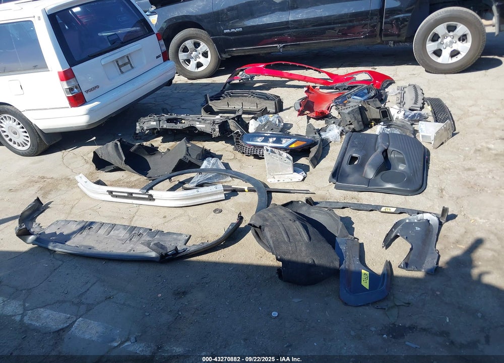 2023 HONDA HR-V VIN: 3CZRZ1H58PM745129