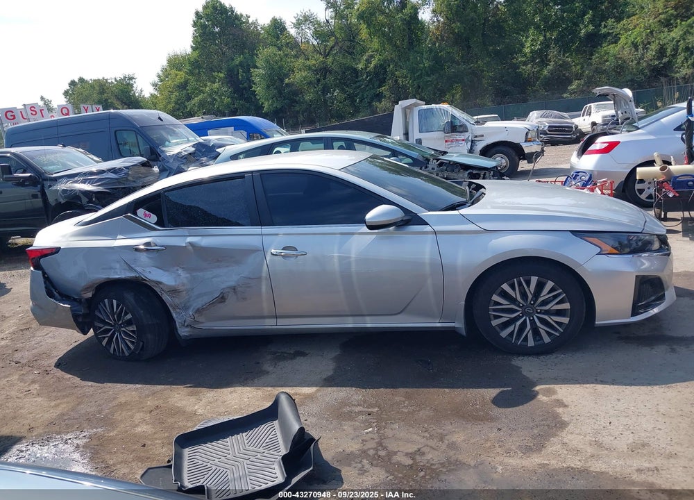 2023 NISSAN ALTIMA SV FWD VIN: 1N4BL4DV0PN380652
