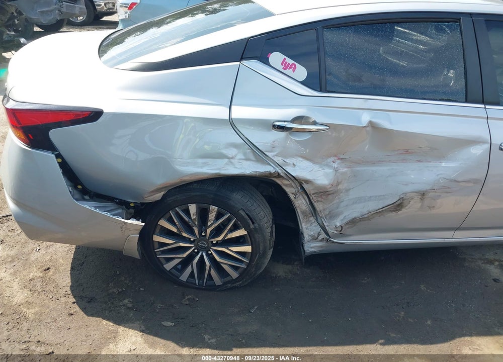 2023 NISSAN ALTIMA SV FWD VIN: 1N4BL4DV0PN380652