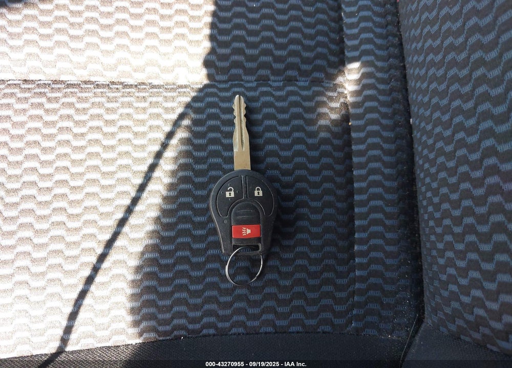 2015 NISSAN VERSA NOTE VIN: 3N1CE2CP8FL387866
