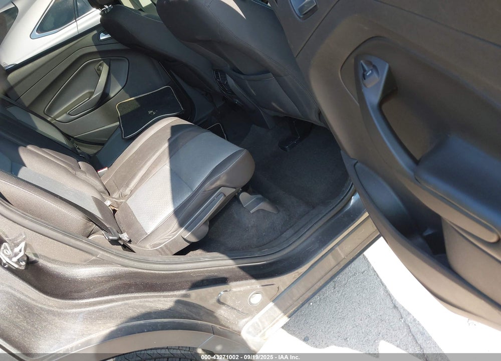 2018 FORD ESCAPE SE VIN: 1FMCU9GDXJUB45485