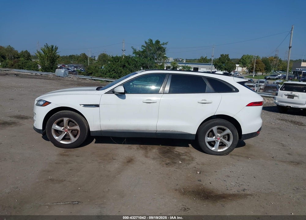 2017 JAGUAR F-PACE 35T PREMIUM VIN: SADCJ2BV0HA097516