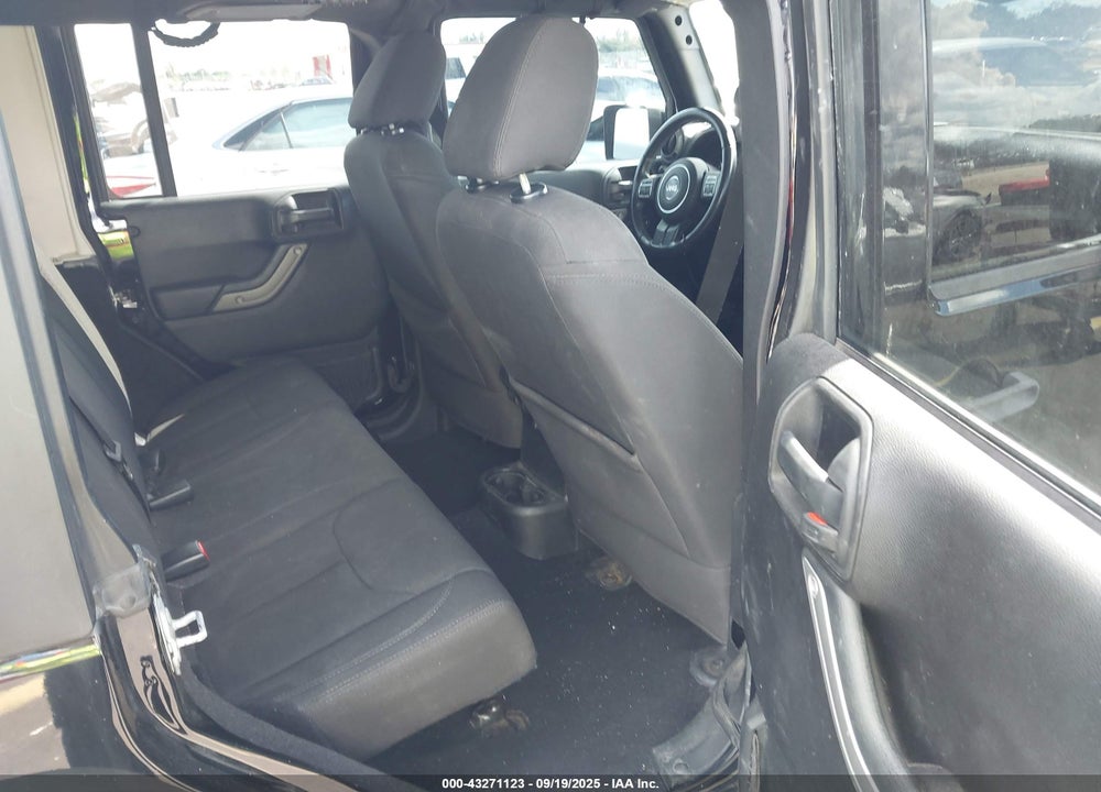 2017 JEEP WRANGLER UNLIMITED VIN: 1C4BJWDG8HL664685