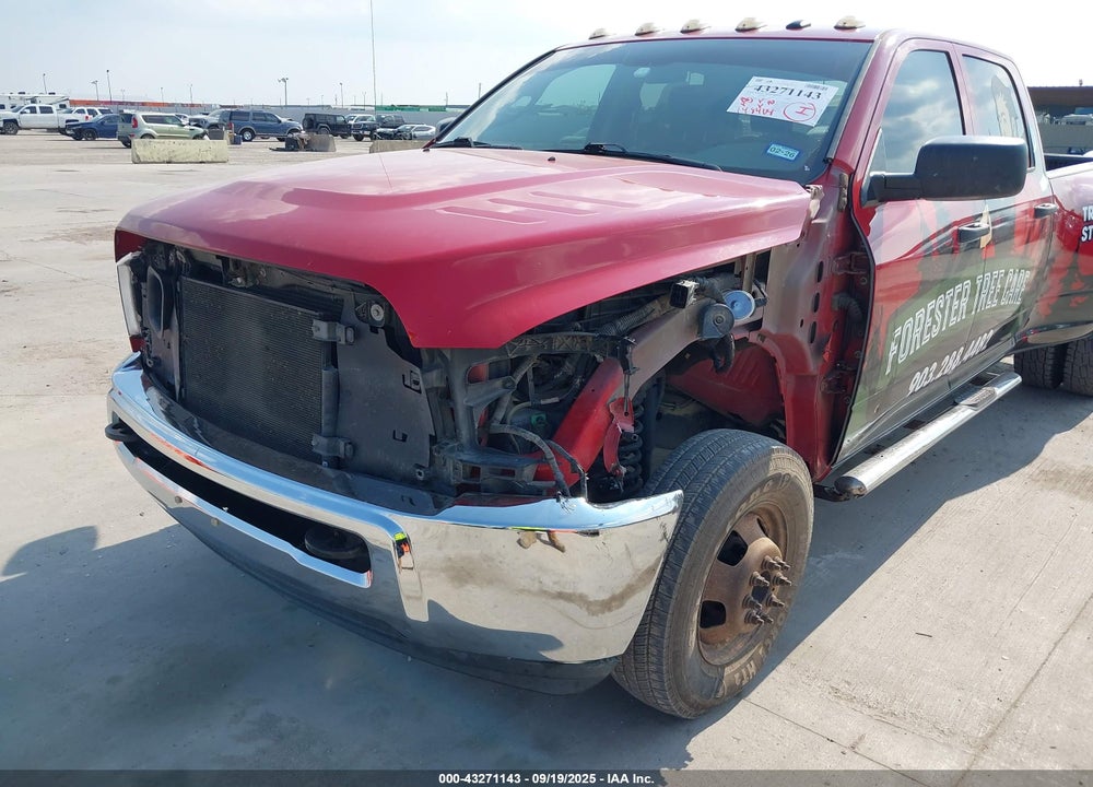 2018 RAM 3500 TRADESMAN  4X4 8' BOX VIN: 3C63RRGL0JG131988
