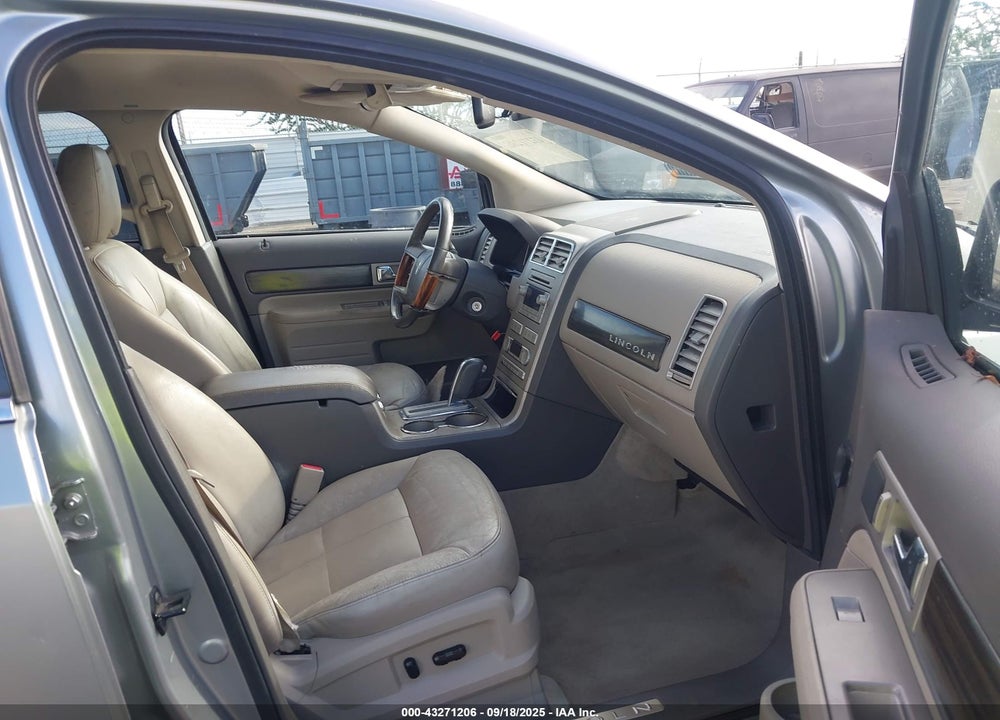 2007 LINCOLN MKX VIN: 2LMDU68C37BJ30872